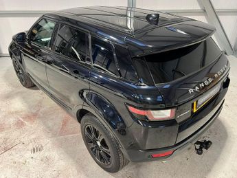 LAND ROVER RANGE ROVER EVOQUE 2.0 TD4 SE Tech 5dr Auto