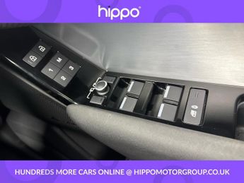 LAND ROVER RANGE ROVER VELAR 2.0 D200 MHEV R-Dynamic S SUV 5dr Diesel Auto 4WD Euro 6 (s/s) (