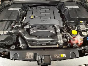 LAND ROVER DISCOVERY 3.0 SDV6 HSE 5dr Auto