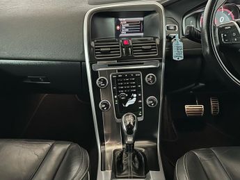 VOLVO XC60 D4 [181] R DESIGN Lux 5dr Geartronic