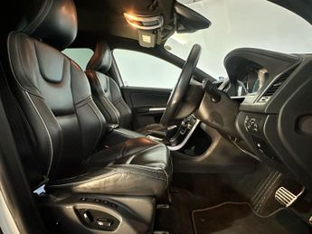 VOLVO XC60 D4 [181] R DESIGN Lux 5dr Geartronic