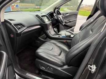FORD EDGE 2.0 TDCi 210 Titanium 5dr Powershift