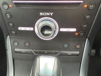 FORD EDGE 2.0 TDCi 210 Titanium 5dr Powershift