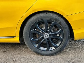 MERCEDES-BENZ C CLASS C220d Sport 4dr Auto