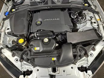 JAGUAR XF 3.0d V6 Portfolio 4dr Auto [Start Stop]