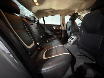 JAGUAR XF 3.0d V6 Portfolio 4dr Auto [Start Stop]