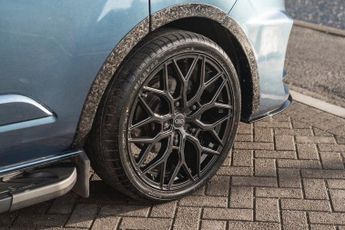 FORD TRANSIT CUSTOM 2.0 EcoBlue 185ps Low Roof D/Cab Limited Van Auto