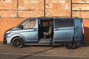 FORD TRANSIT CUSTOM 2.0 EcoBlue 185ps Low Roof D/Cab Limited Van Auto