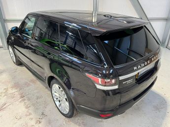 LAND ROVER RANGE ROVER SPORT 3.0 SDV6 HSE 5dr Auto