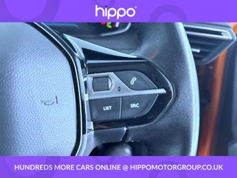 PEUGEOT E-2008 50kWh Active Premium SUV 5dr Electric Auto (136 ps)