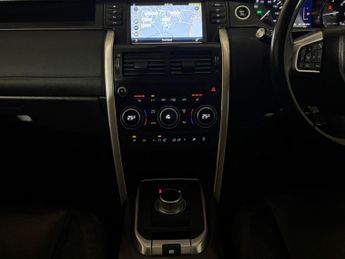 LAND ROVER DISCOVERY SPORT 2.0 TD4 180 HSE 5dr Auto