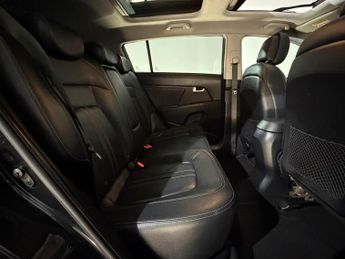 KIA SPORTAGE 2.0 CRDi KX-3 5dr Auto [Sat Nav]