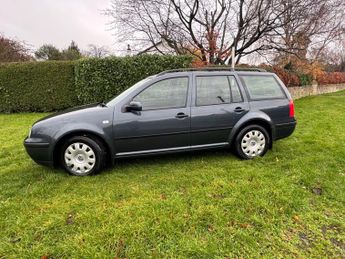 VOLKSWAGEN GOLF 2.0 SE 5dr Auto