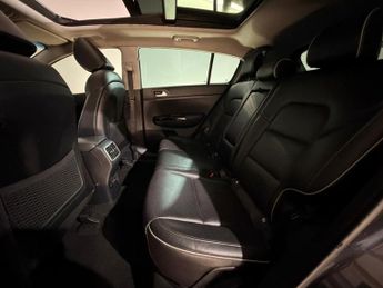 KIA SPORTAGE 2.0 CRDi KX-3 5dr Auto