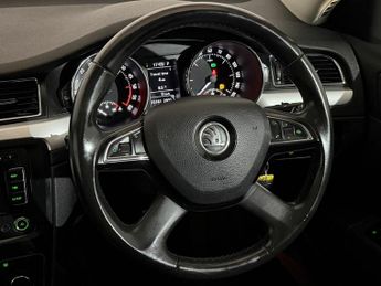 SKODA SUPERB 2.0 TDI CR 170 SE 5dr DSG