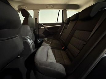 SKODA OCTAVIA 2.0 TDI CR Elegance 5dr DSG