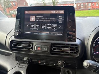 CITROEN BERLINGO 1.5 BlueHDi 130 Flair M 5dr Automatic