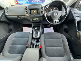 VOLKSWAGEN TIGUAN 2.0 TDi BlueMotion Tech Match 5dr DSG
