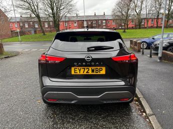 NISSAN QASHQAI 1.3 DiG-T MH 158 N-Connecta Automatic