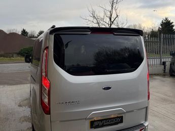 FORD TOURNEO CUSTOM 2.0 EcoBlue 170ps L/R 9 Seater Titanium Auto