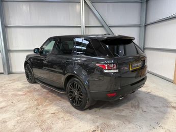LAND ROVER RANGE ROVER SPORT 3.0 SDV6 HSE Dynamic 5dr Auto