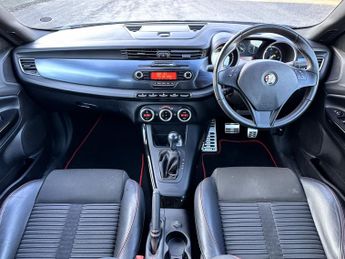 ALFA ROMEO GIULIETTA 2.0 JTDM-2 170 Veloce 5dr TCT