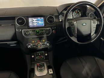 LAND ROVER DISCOVERY 3.0 SDV6 255 XS 5dr Auto