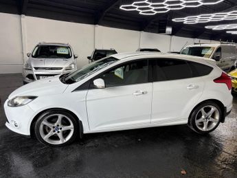 FORD FOCUS 2.0 TDCi Titanium 5dr Powershift
