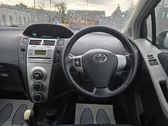 TOYOTA YARIS 1.3 VVT-i TR 5dr