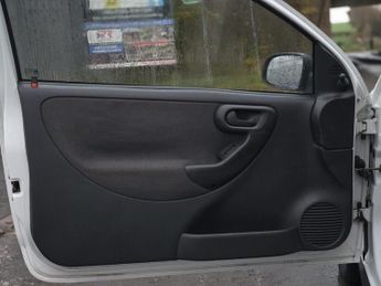 VAUXHALL CORSA 1.0i 12V Life ECO 3dr Easytronic