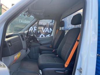 MERCEDES-BENZ SPRINTER 314 CDI 2.1 143 BHP AUTOMATIC LWB L3H1 DROPSIDE PICK UP TAIL LIF