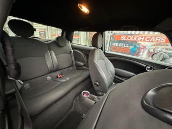 MINI HATCH 1.6 Cooper D 3dr