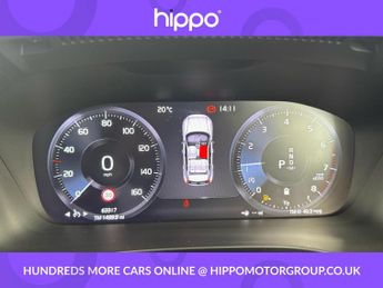 VOLVO XC40 2.0 B4 MHEV Momentum SUV 5dr Petrol Hybrid Auto AWD Euro 6 (s/s)