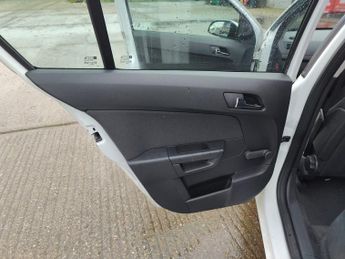 VAUXHALL ASTRA 1.6i 16V Life [115] 5dr Easytronic