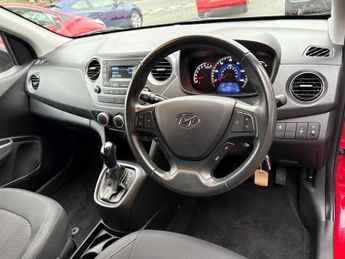 HYUNDAI I10 1.2 SE 5dr Auto