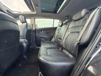 KIA SPORTAGE 2.0 CRDi KX-3 5dr Auto