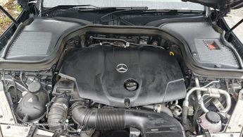 MERCEDES-BENZ GLC GLC 250d 4Matic Sport 5dr 9G-Tronic