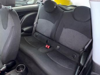 MINI HATCH 1.6 Cooper D 3dr