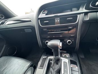 AUDI A4 2.0 TDI 177 Quattro Black Edition 4dr S Tronic