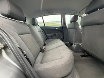 VAUXHALL ASTRA 1.6i 16V Life [115] 5dr [AC]