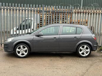 VAUXHALL ASTRA 1.6i 16V Life [115] 5dr [AC]