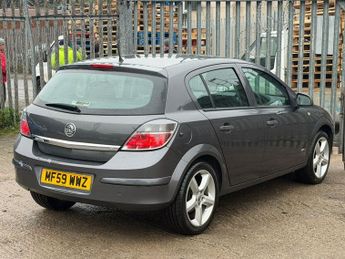 VAUXHALL ASTRA 1.6i 16V Life [115] 5dr [AC]