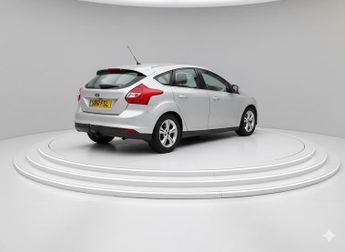 FORD FOCUS 1.6 125 Zetec 5dr Powershift