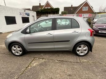 TOYOTA COROLLA 1.6 VVT-i Colour Collection 5dr