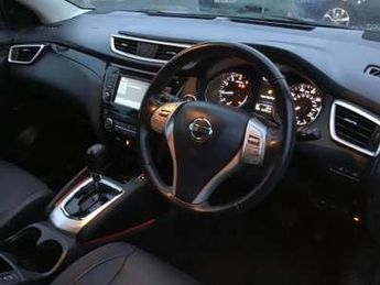 NISSAN QASHQAI 1.2 DiG-T Tekna 5dr Xtronic ++ PANROOF / NAV / LEATHER / ULEZ ++