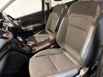 FORD KUGA 2.0 TDCi 180 Titanium Edition 5dr Auto