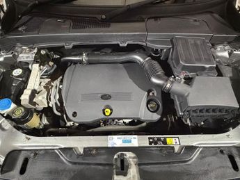 LAND ROVER FREELANDER 2.2 SD4 HSE LUX 5dr Auto