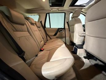 LAND ROVER FREELANDER 2.2 SD4 HSE LUX 5dr Auto