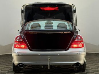 MERCEDES-BENZ E CLASS E280 CDI Sport 4dr Tip Auto