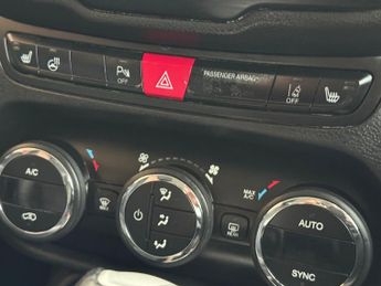 JEEP RENEGADE 2.0 Multijet Limited 5dr 4WD Auto